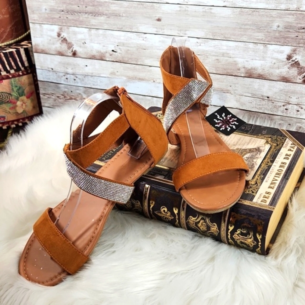 NWT, Olivia Miller, tan, clear bling sandle, cris cross bling strap, back zipper - Picture 4 of 8